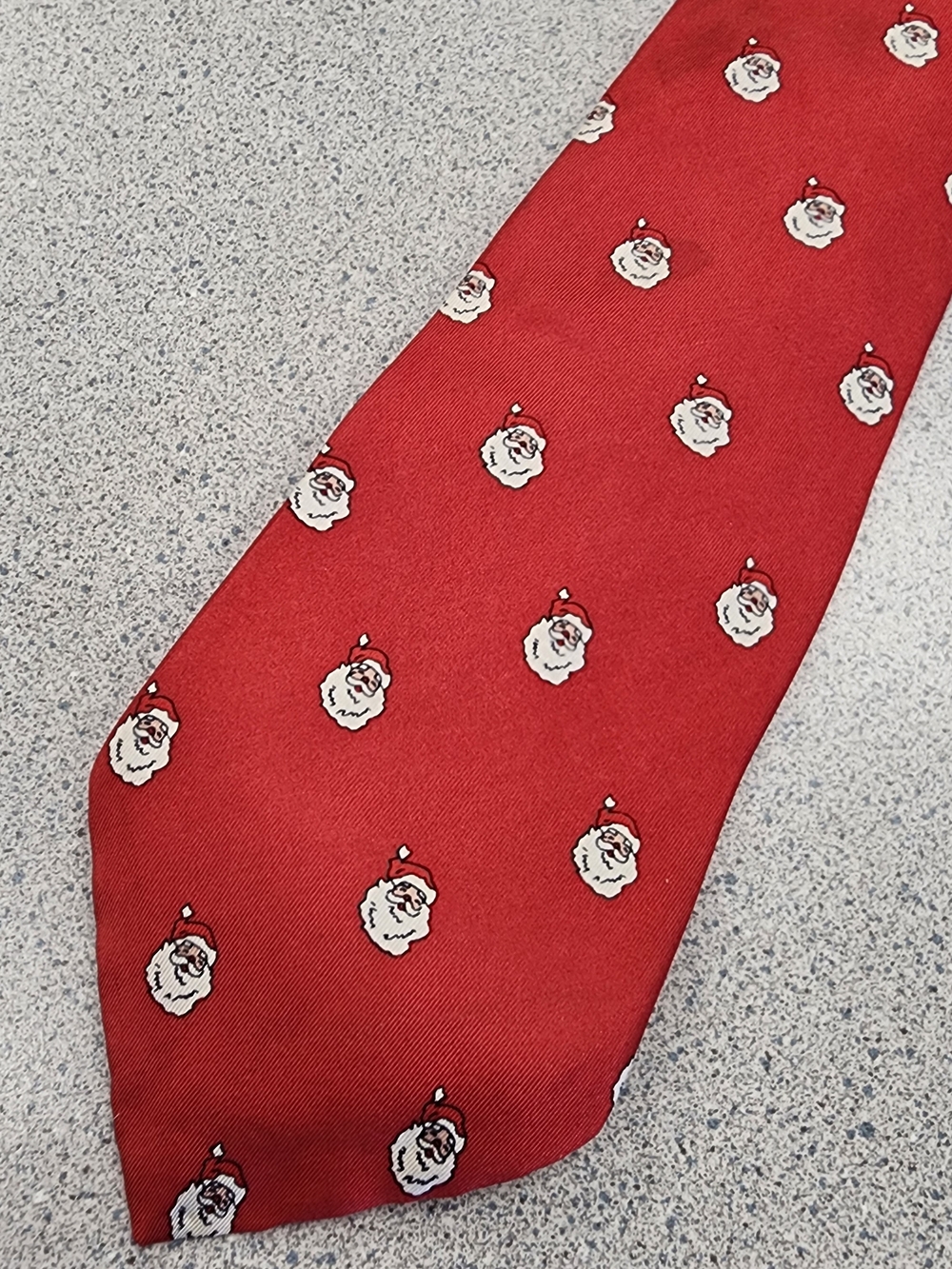 Vintage Wembley Pure Silk Christmas Tie Red Santa Claus Holiday Novelty Necktie